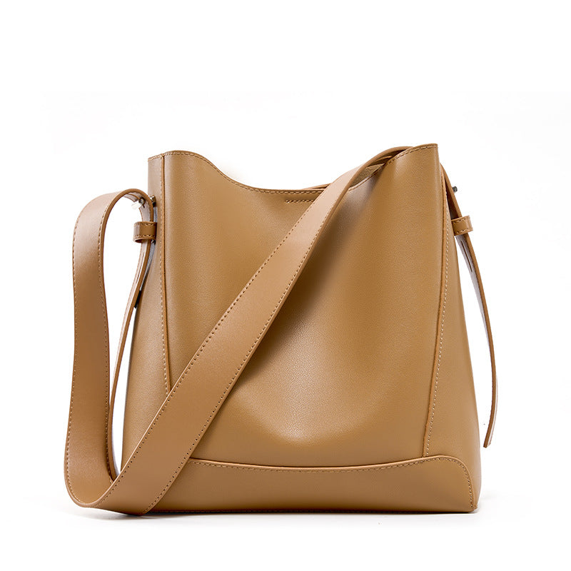 Big Bag Bag Women's Spring And Summer 2024 New Women's Bag Crossbody Bag All-match Genuine Leather Shoulder Large Capacity Commuting Bucket Bag