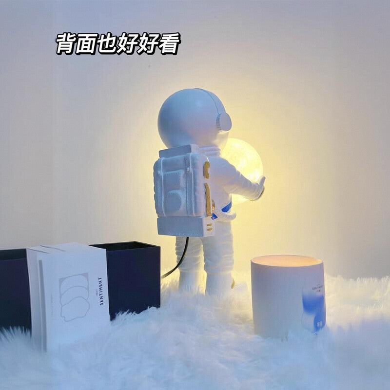 Children's Room Astronaut Table Lamp Boy Bedroom Moon Atmosphere Spaceman Night Light Creative Gift Bedside Lamp